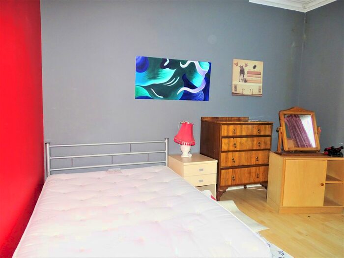 2 Bedroom Flat To Rent In Whitton Road, Whitton, Hounslow TW3