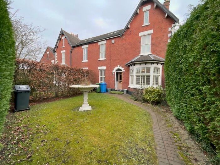 5 Bedroom End Of Terrace House To Rent In Burford Lane, Lymm, WA13