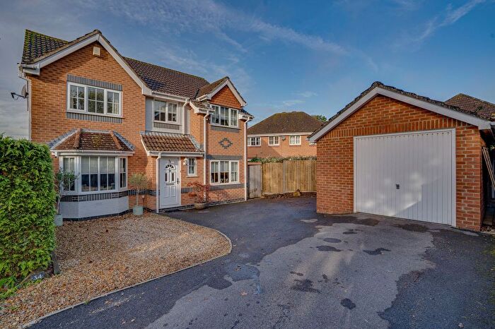 4 Bedroom Detached House For Sale In Stoke Heights, Fair Oak, SO50