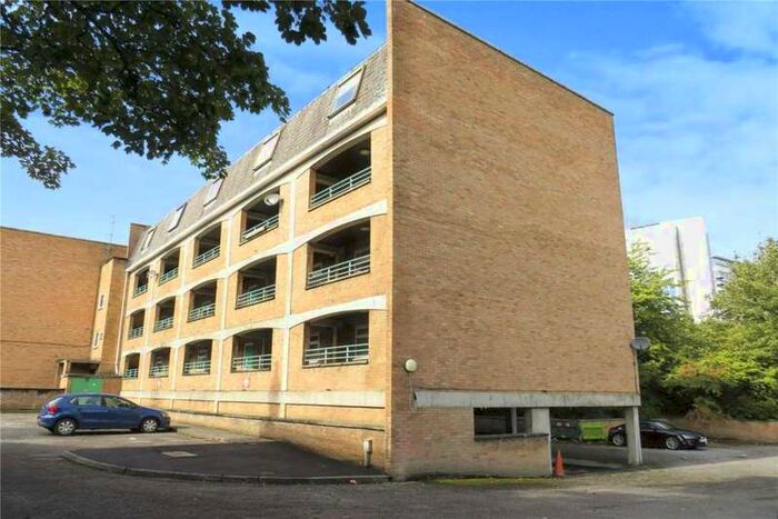 1 Bedroom Flat To Rent In The Danes, Basingstoke, RG21