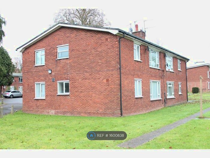 2 Bedroom Flat To Rent In Pipers Green, London, NW9