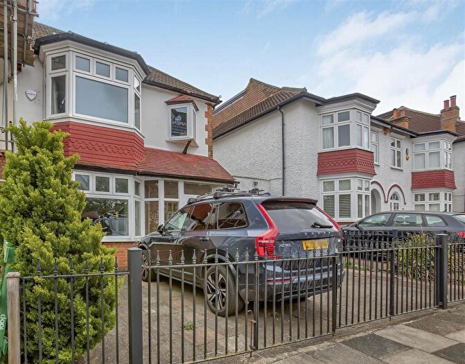 3 Bedroom Semi-Detached House For Sale In Richmond Park Road, East Sheen, SW14