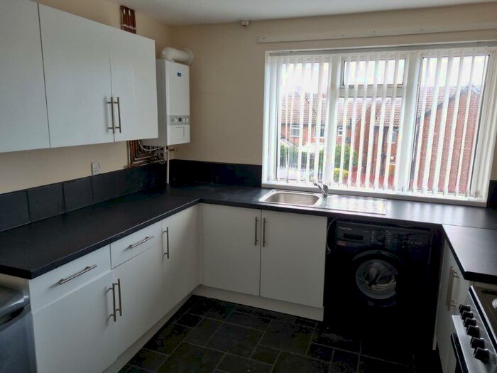3 Bedroom Flat To Rent In Allendale Road, Sunderland, SR3