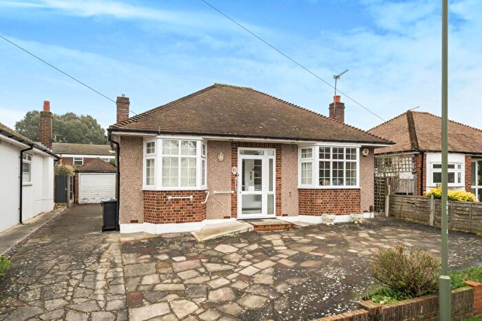 3 Bedroom Bungalow For Sale In Empress Drive, Chislehurst, BR7