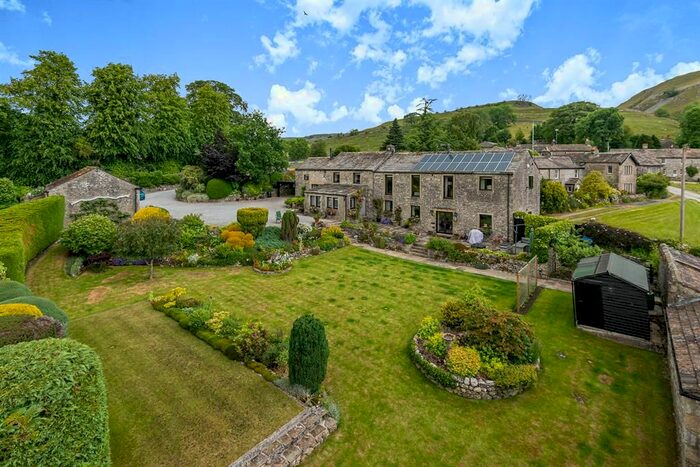 5 Bedroom Detached House For Sale In Leylands, Conistone With Kilnsey, Skipton, BD23