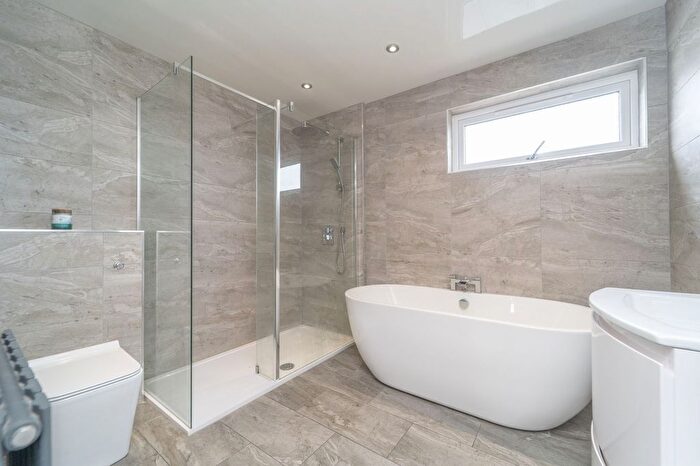3 Bedroom End Of Terrace House For Sale In Ambrose Rise, Dedridge, Livingston, EH54