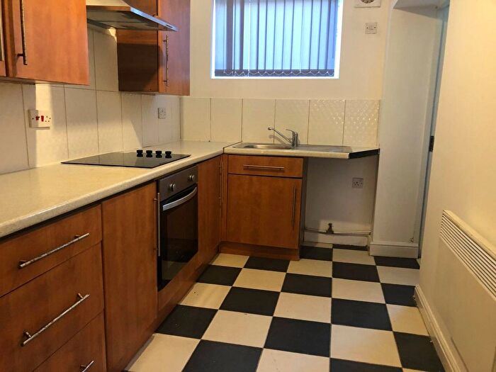 2 Bedroom Flat To Rent In Flat, Dundas Street, Stockton-On, TS19