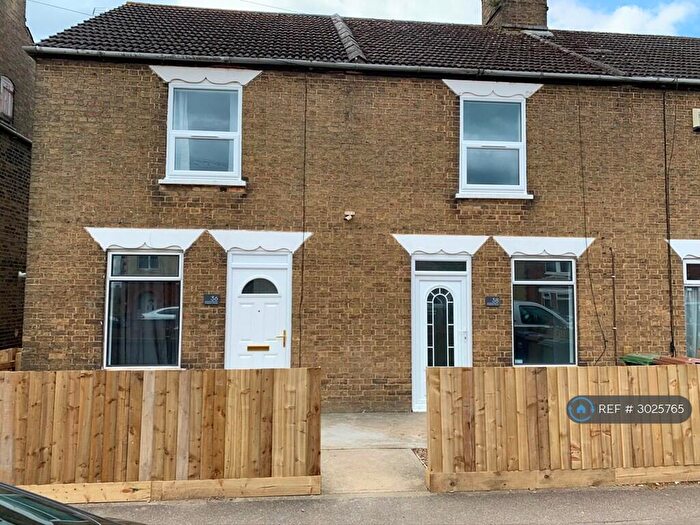 2 Bedroom Terraced House To Rent In Wisbech Road, March, PE15
