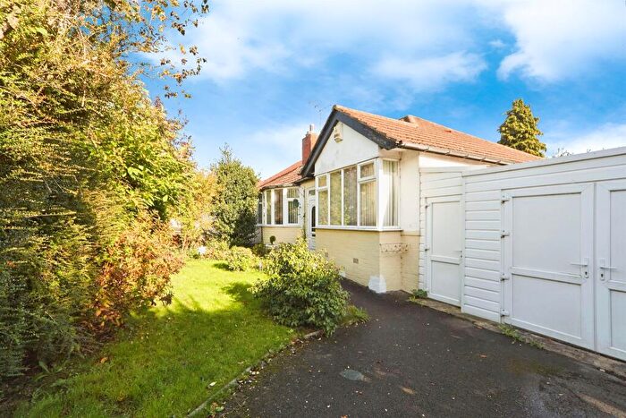 2 Bedroom Semi-Detached Bungalow For Sale In Vesper Gardens, Leeds, LS5