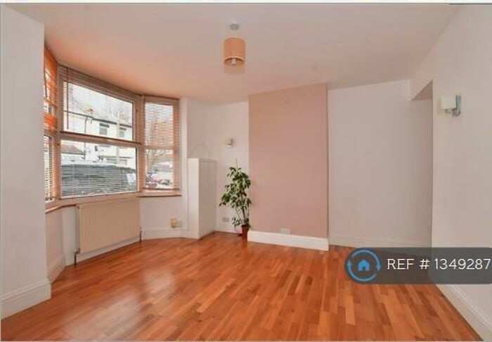 2 Bedroom Terraced House To Rent In Haddon Road, Sutton, SM1