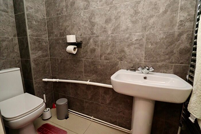 3 Bedroom Terraced House For Sale In Kemble Close, Lincoln, LN6