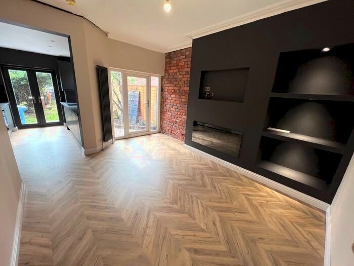 4 Bedroom Terraced House To Rent In Cannon Street, Eccles, Manchester, M30