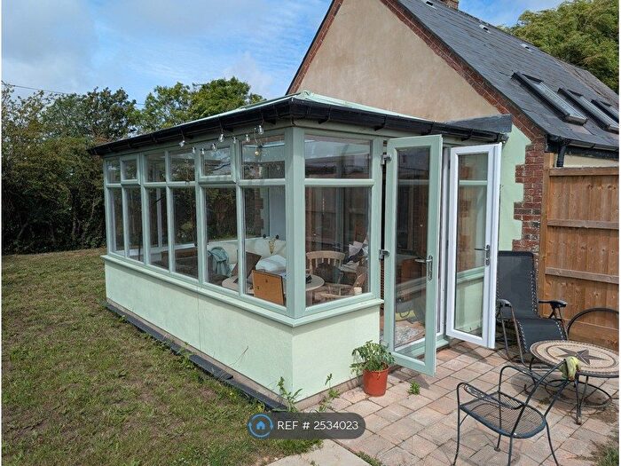 1 Bedroom Semi-Detached House To Rent In Pagham, Bognor Regis, PO21