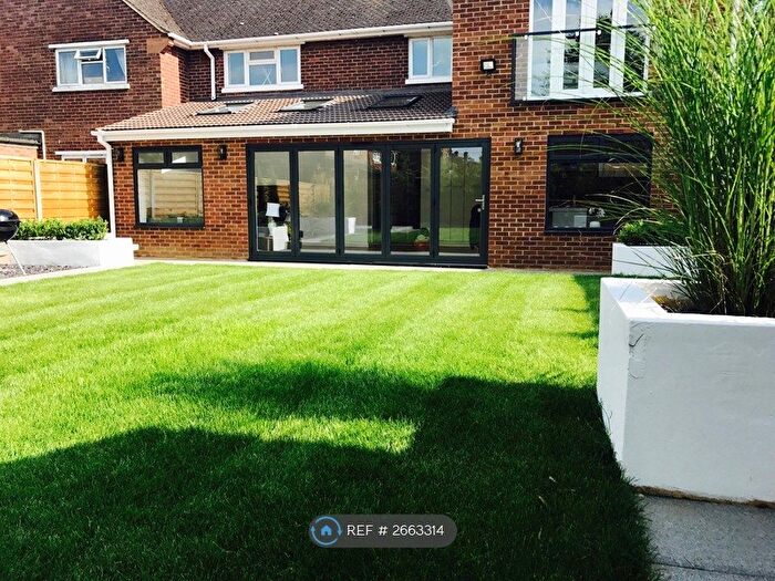 4 Bedroom Semi-Detached House To Rent In St Albans, St Albans, AL3