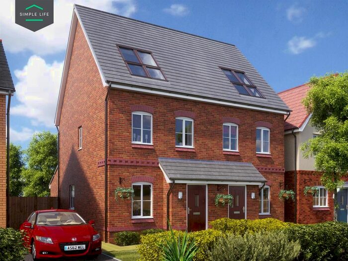 3 Bedroom Terraced House To Rent In Havenswood, Eccles, Manchester, M30