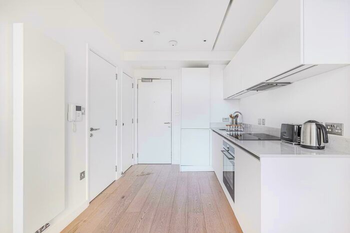 1 Bedroom Maisonette To Rent In Highgate, London, N19