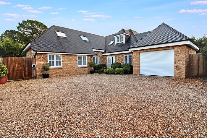 5 Bedroom Detached House For Sale In Long Lane, Tilehurst, Reading, RG31