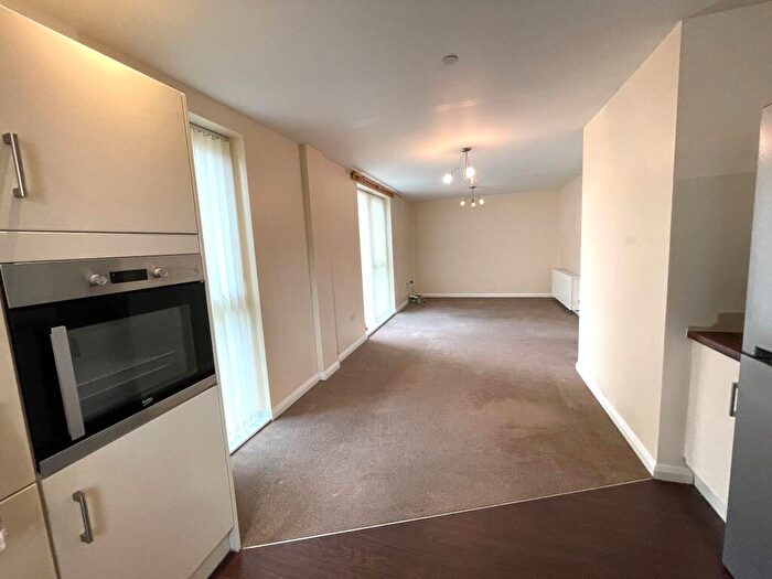 2 Bedroom Flat For Sale In Flat Village, Manchester, M22