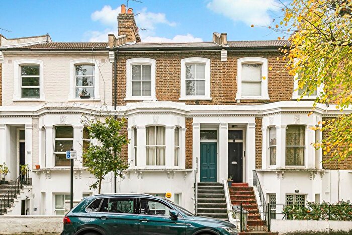 1 Bedroom Flat To Rent In Agate Road, London, Uk, W6