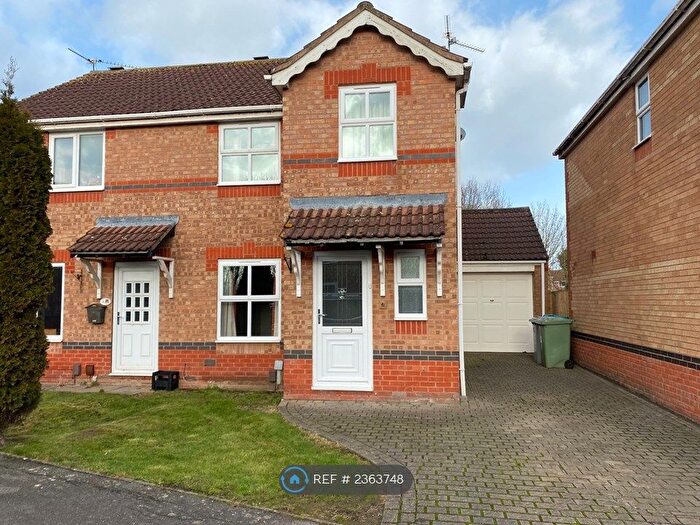 3 Bedroom Semi-Detached House To Rent In Jericho Road, Balderton, Newark, NG24