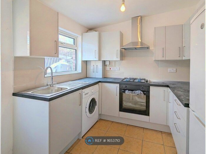 3 Bedroom End Of Terrace House To Rent In Sherringham Avenue, London, N17