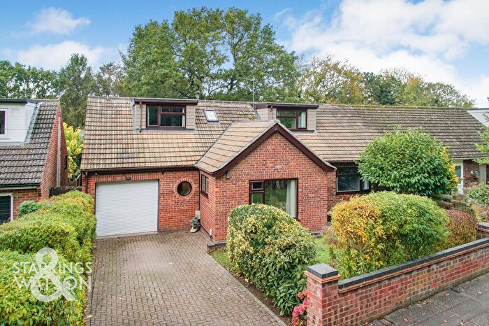 4 Bedroom Semi-Detached Bungalow For Sale In West Close, Costessey, Norwich, NR5