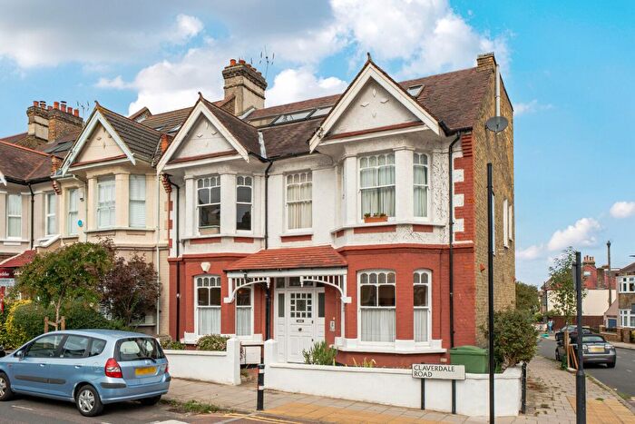 2 Bedroom Flat For Sale In Claverdale Road, Brixton, London, SW2