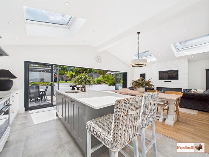 4 Bedroom Detached House For Sale In Felixstowe Road, Ipswich, IP3