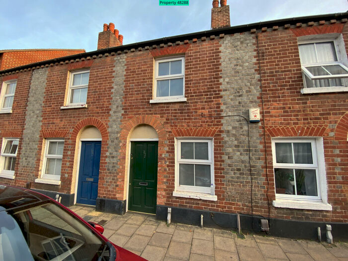 Terraced House To Rent In High Street, Theale, Reading, RG7