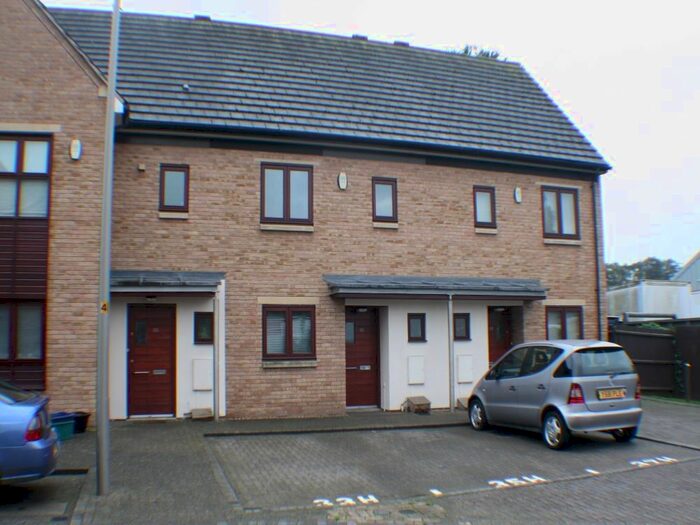 2 Bedroom Terraced House To Rent In Near Side, Northampton, NN5