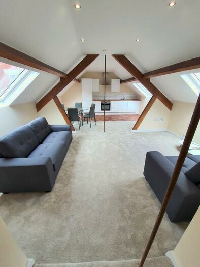 3 Bedroom Flat To Rent In South Street, Ilkeston, DE7