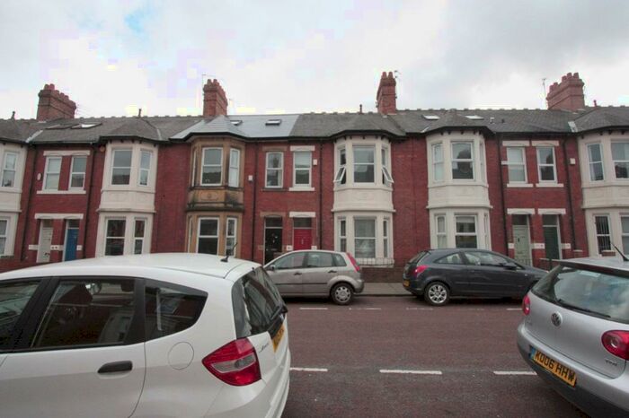 6 Bedroom Terraced House To Rent In Cavendish Place, Newcastle Upon Tyne, NE2