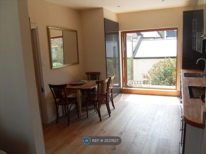 4 Bedroom Flat To Rent In Dawes Road, London, SW6