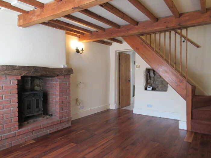 2 Bedroom Cottage To Rent In High Street, South Milford, Leeds, LS25