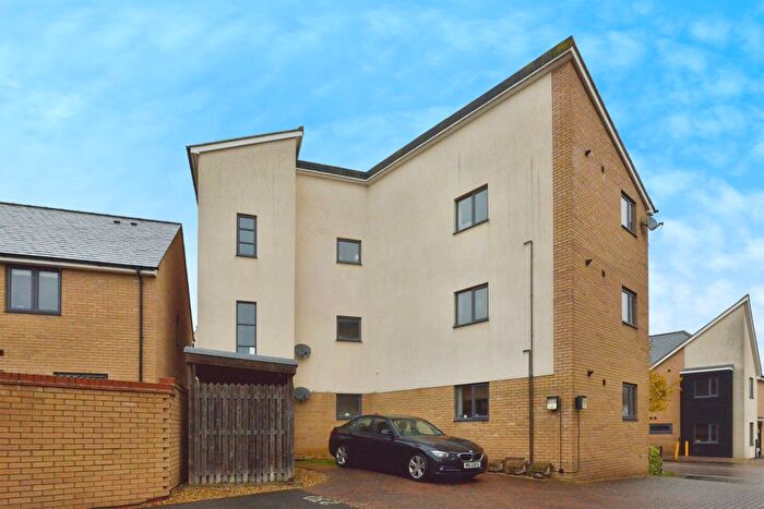 1 Bedroom Flat For Sale In Selkirk Drive, Oakridge Park, Milton Keynes, MK14