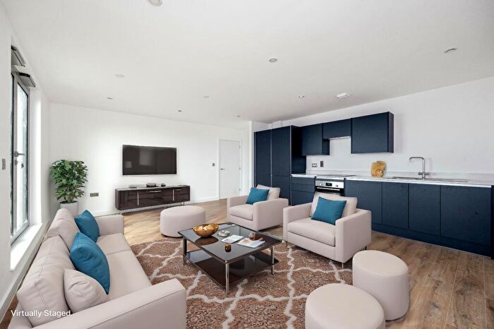 2 Bedroom Flat For Sale In Davigdor Road, Hove, East Sussex, BN3
