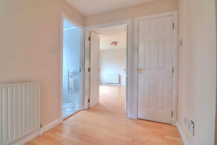 2 Bedroom Flat For Sale In Couper Street, Glasgow, G4