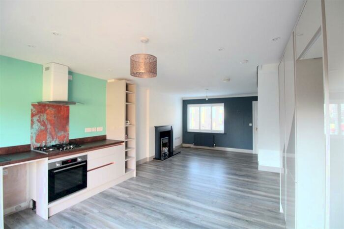 3 Bedroom Terraced House To Rent In Thornley Brook, Thurnscoe, Rotherham, S63