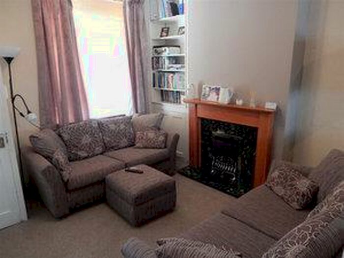 3 Bedroom Private Hall To Rent In Prospect Street, Lancaster, LA1