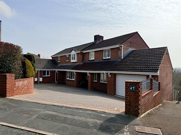 6 Bedroom Detached House For Sale In Woolwell, Plymouth, PL6