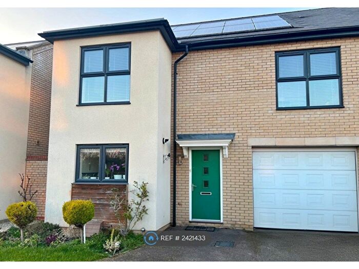 4 Bedroom Semi-Detached House To Rent In Orchard Park, Cambridge, CB4