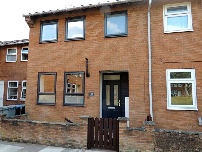 3 Bedroom Terraced House For Sale In Dunelm Court, Durham, DH7