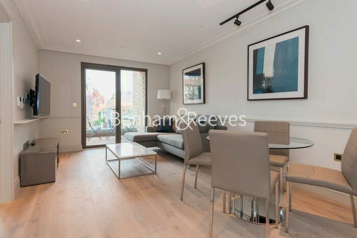 1 Bedroom Flat To Rent In Crisp Road, Hammersmith, W6