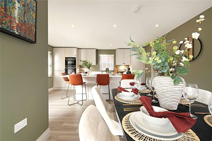 4 Bedroom Detached House For Sale In Chiddingfold, Godalming, Surrey, GU8