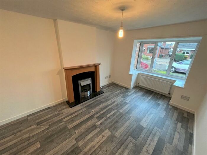 2 Bedroom Bungalow To Rent In Hickleton Court, Thurnscoe, S63