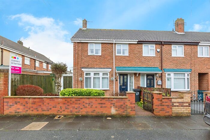 2 Bedroom End Of Terrace House For Sale In Garrick Grove, Hartlepool, TS25