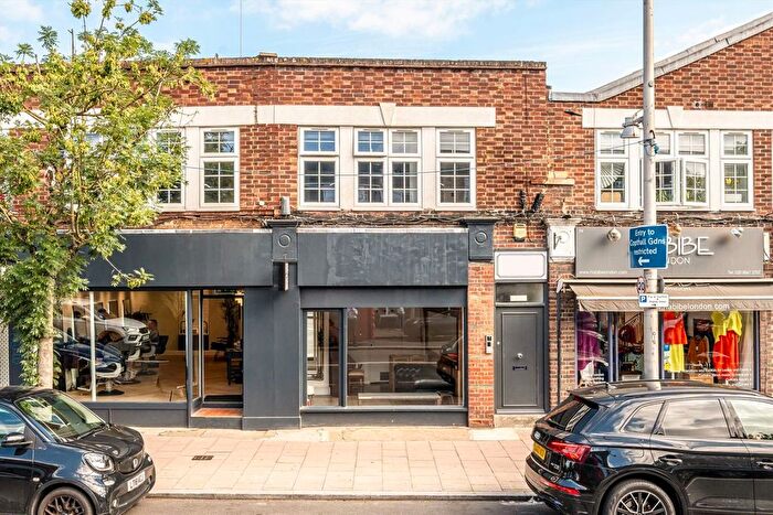 2 Bedroom Flat To Rent In Heath Road, Twickenham, TW1
