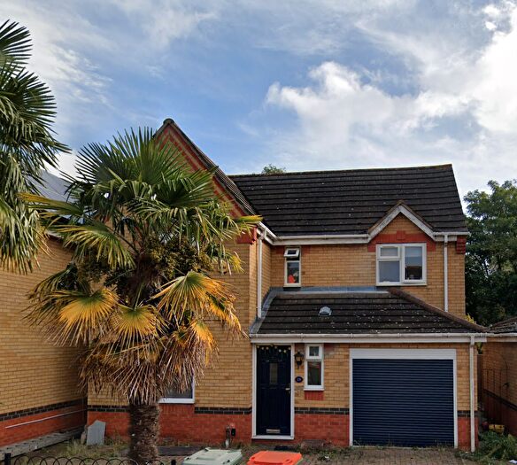 4 Bedroom Detached House To Rent In Trader Road, London, E6