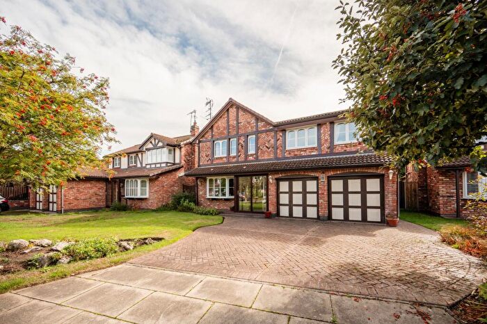 5 Bedroom Detached House For Sale In York Close, Formby, L37