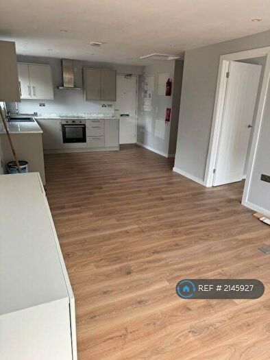 1 Bedroom Flat To Rent In Cherry Close, Northampton, NN3